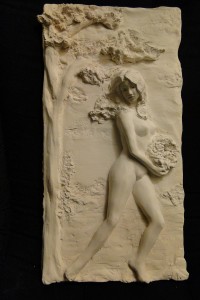 NINFA COM CESTO DE FLORES